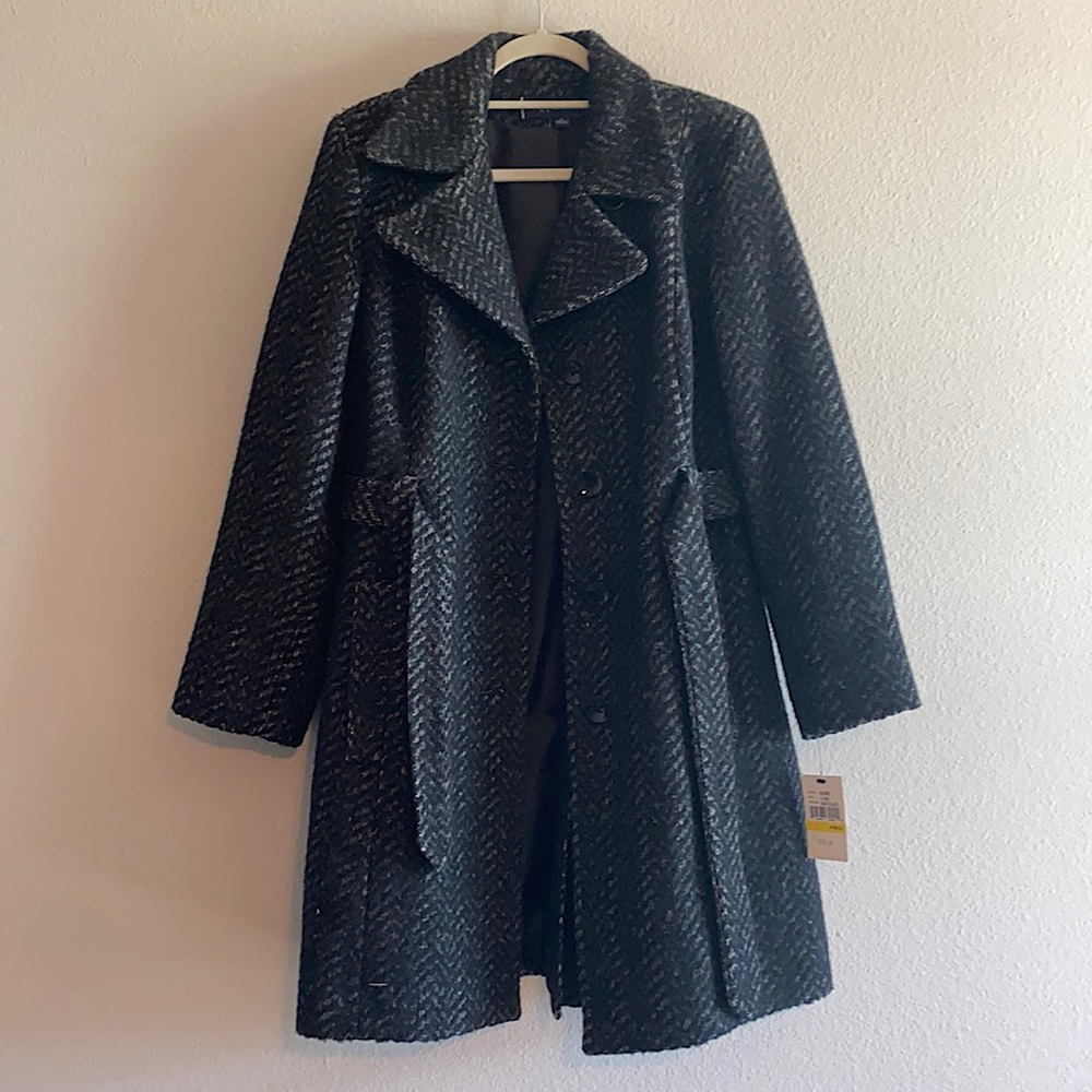 Women’s black Pea Coat: New
